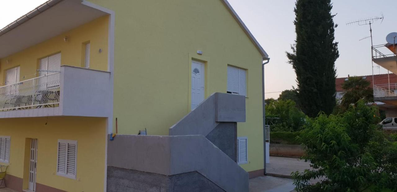 Apartmani Milutin Бродарица Экстерьер фото